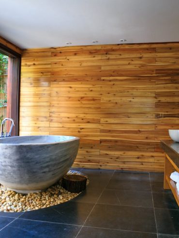 Les avantages du carrelage bleu pour une salle de bain moderne
